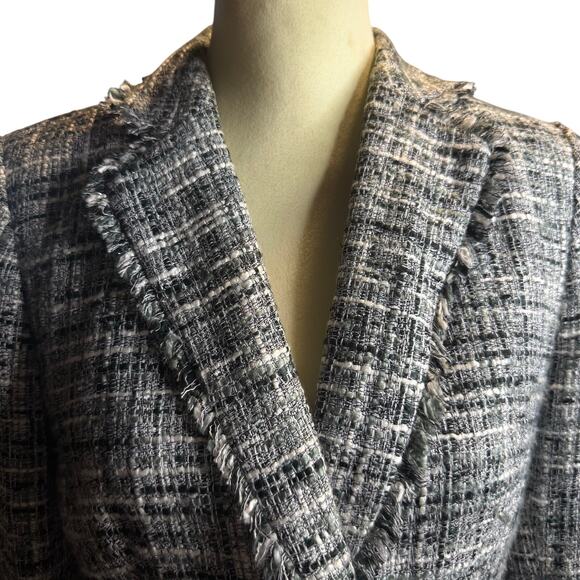 DKNY Tweed Blazer Jacket, Black Gray Frayed Edge Boucle Career, Size 4 - Picture 2 of 10